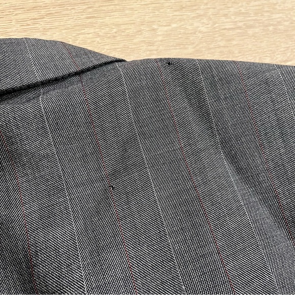 Christian Dior Men’s Wool Two Button Blazer Gray Stripe Size 44 - Picture 9 of 11
